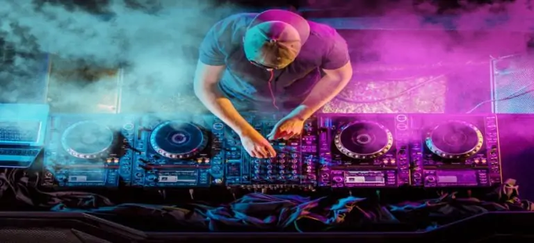 Learn How To Mix Killer Beats With 11 Best Online DJ Courses 2024