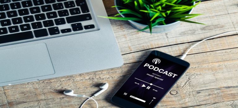 Learn How To Find Your Audience With The 2023‘s Top 11 Best Online Podcasting Courses